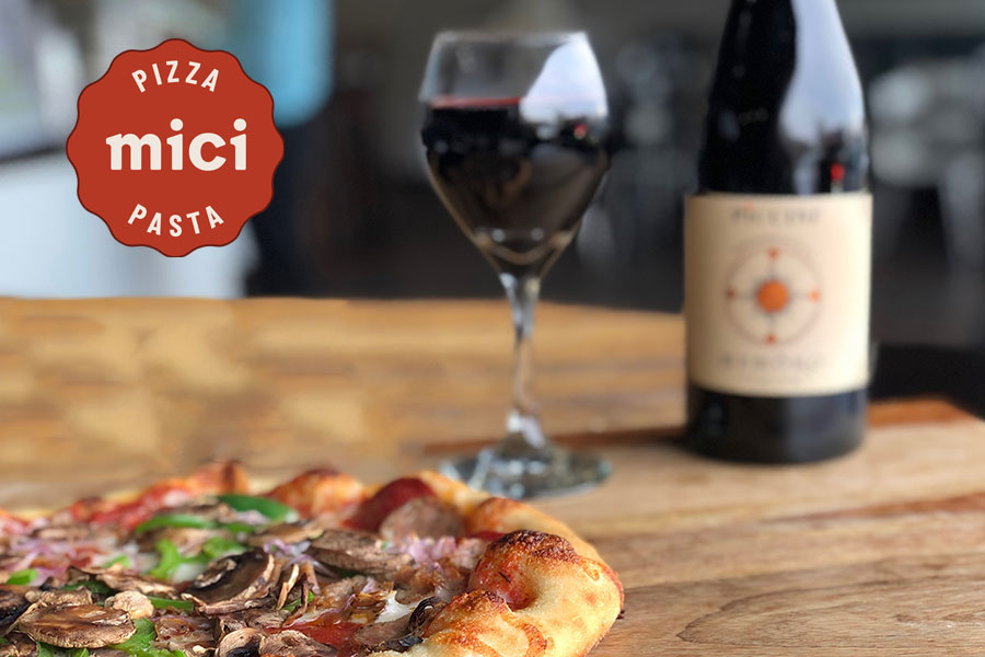 Mici pizza and wine